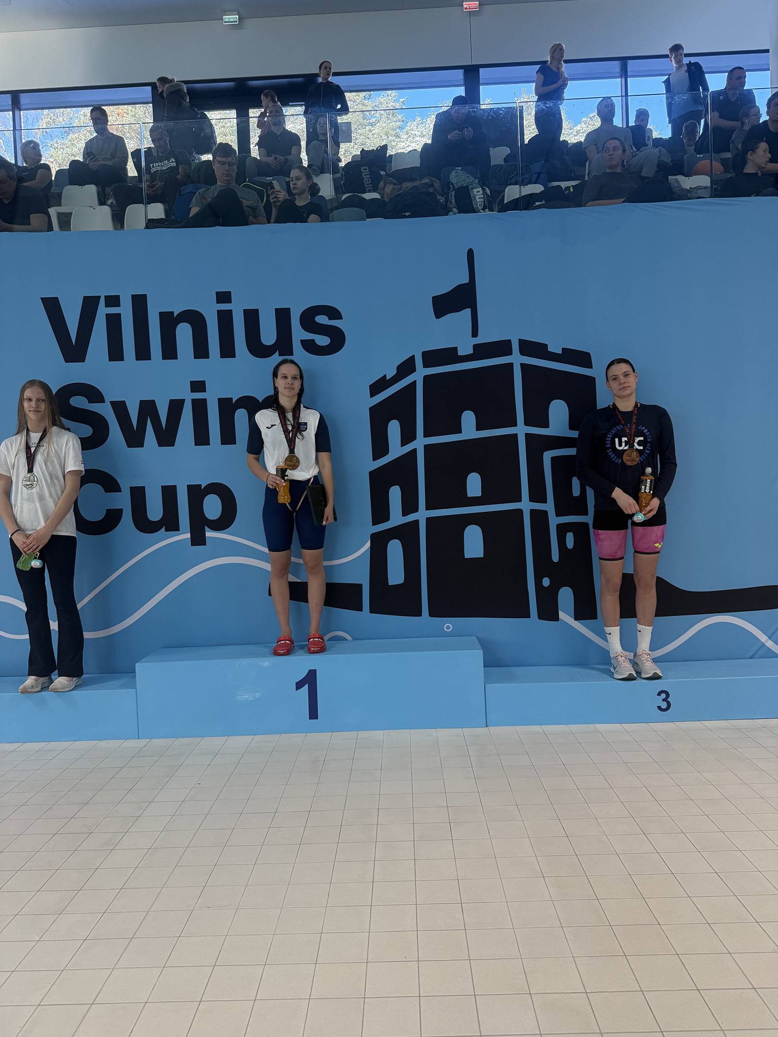 Sėkmingai pasirodė Utenos DSC plaukikės