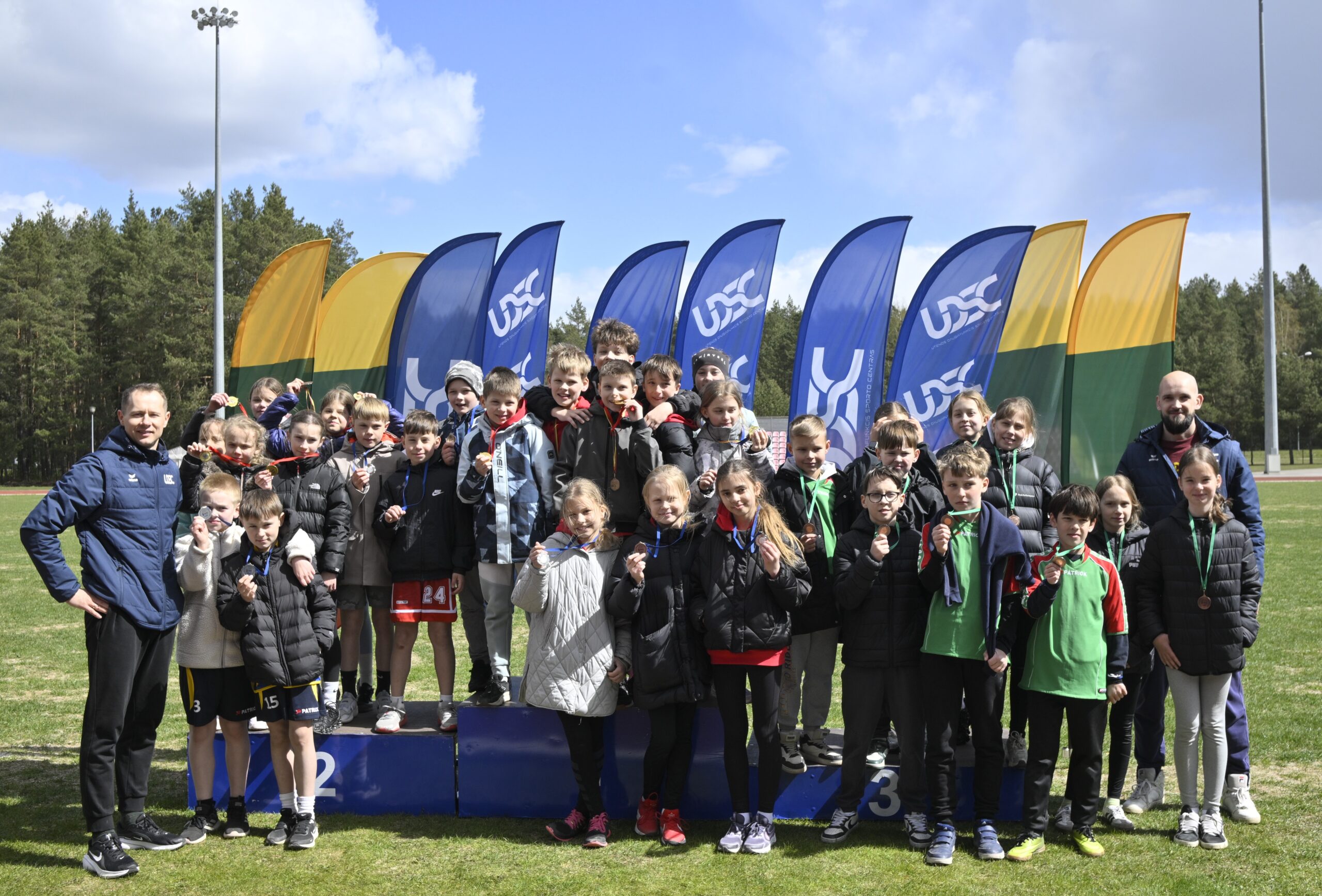 Utenos rajono mokyklų pradinių klasių mokinių lengvosios atletikos trikovės varžybos, skirtos Utenos DSC taurei laimėti